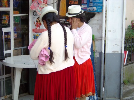Indigenous clothing. Cuenca.