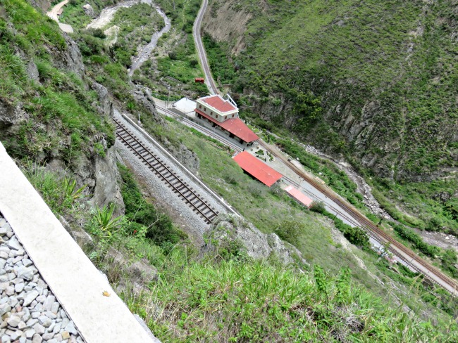 Sibambe Station - Nariz del Diablo Ecuador