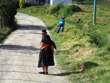 Indigenous woman. Ingapirca.