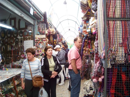 Mariscal Market, Qutio